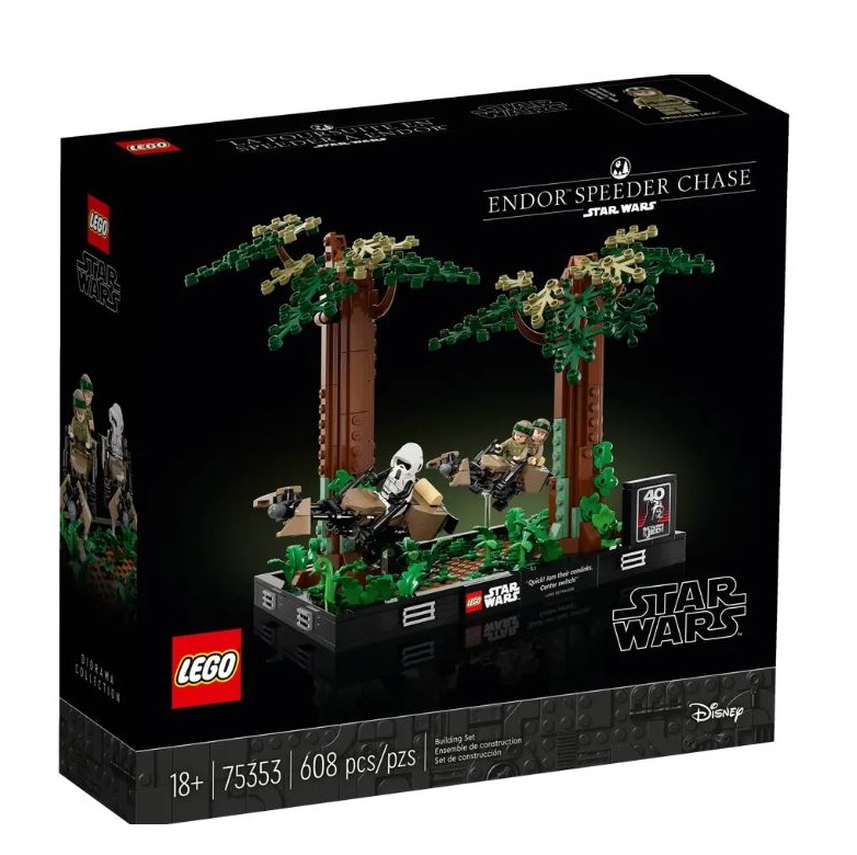 STAR WARS - Diorama Inseguimento con lo speeder su Endor™